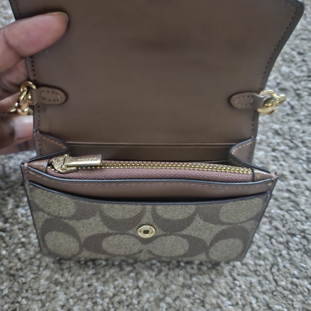 Coach Mini Envelope Wallet - Picture 3 of 4